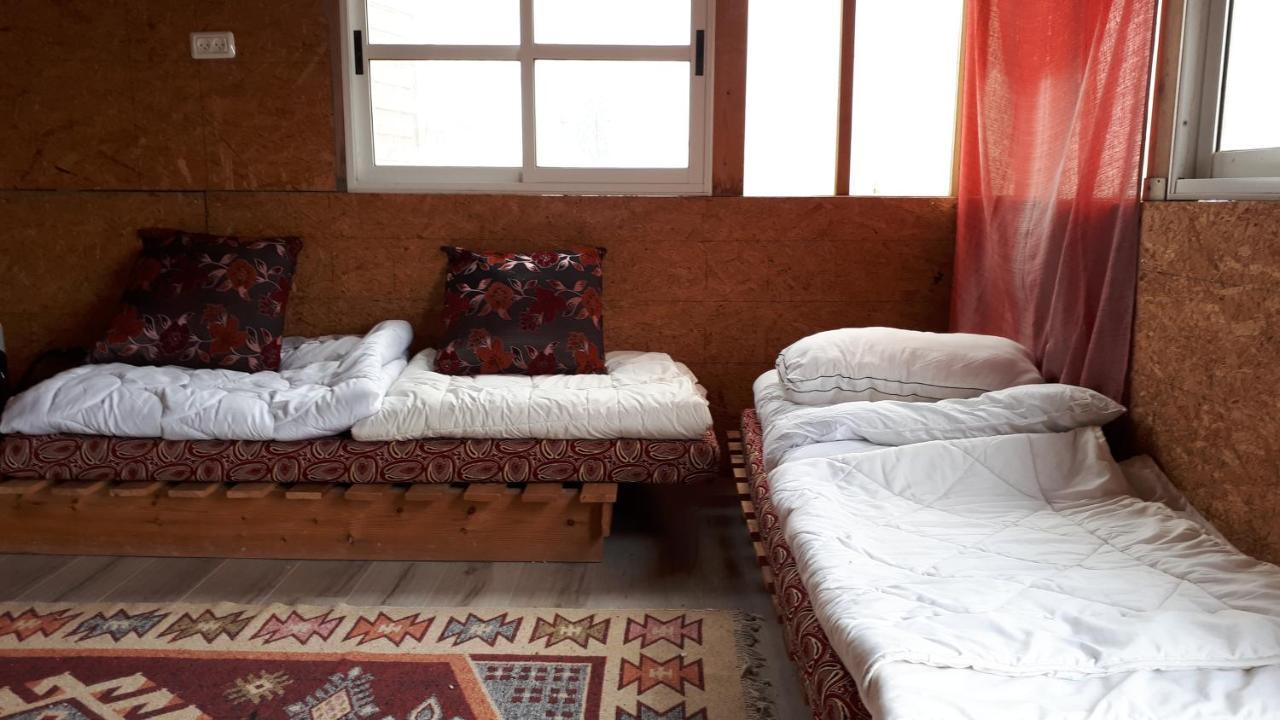 Zman Midbar Eco Spirit Lodge For Peace Arad Exterior photo